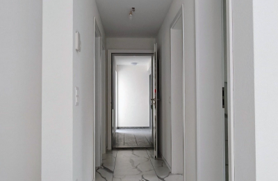 Nuovo e luminoso Appartamento 3.5 con grande giardino privato a Gorduno zona nuova