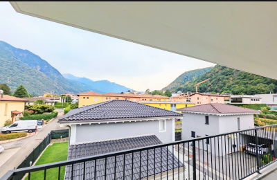 Luminoso ed elegante appartamento 2.5 locali all'ultimo piano a Gorduno, nuovo appartamento